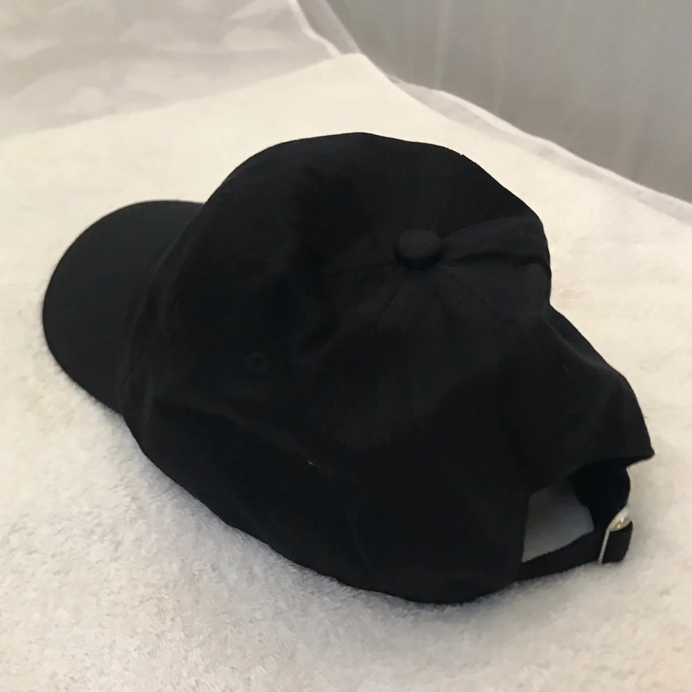 Women's Adjustable Black & White Flower Cap